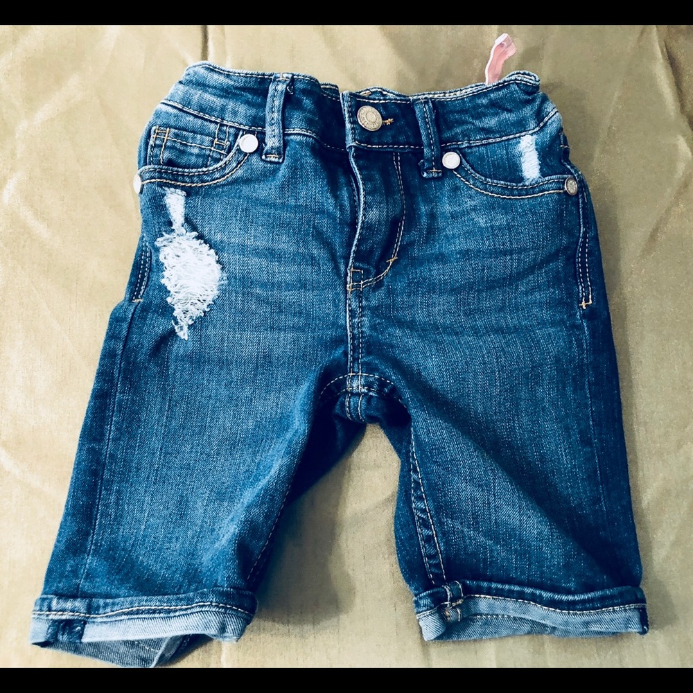 “Like new” capris